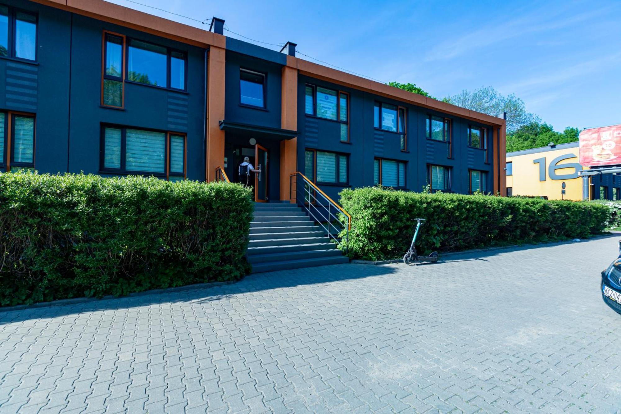 Apartmán Batorego Grey - Stacja Metra 300m - Bezplatny Parking Varšava